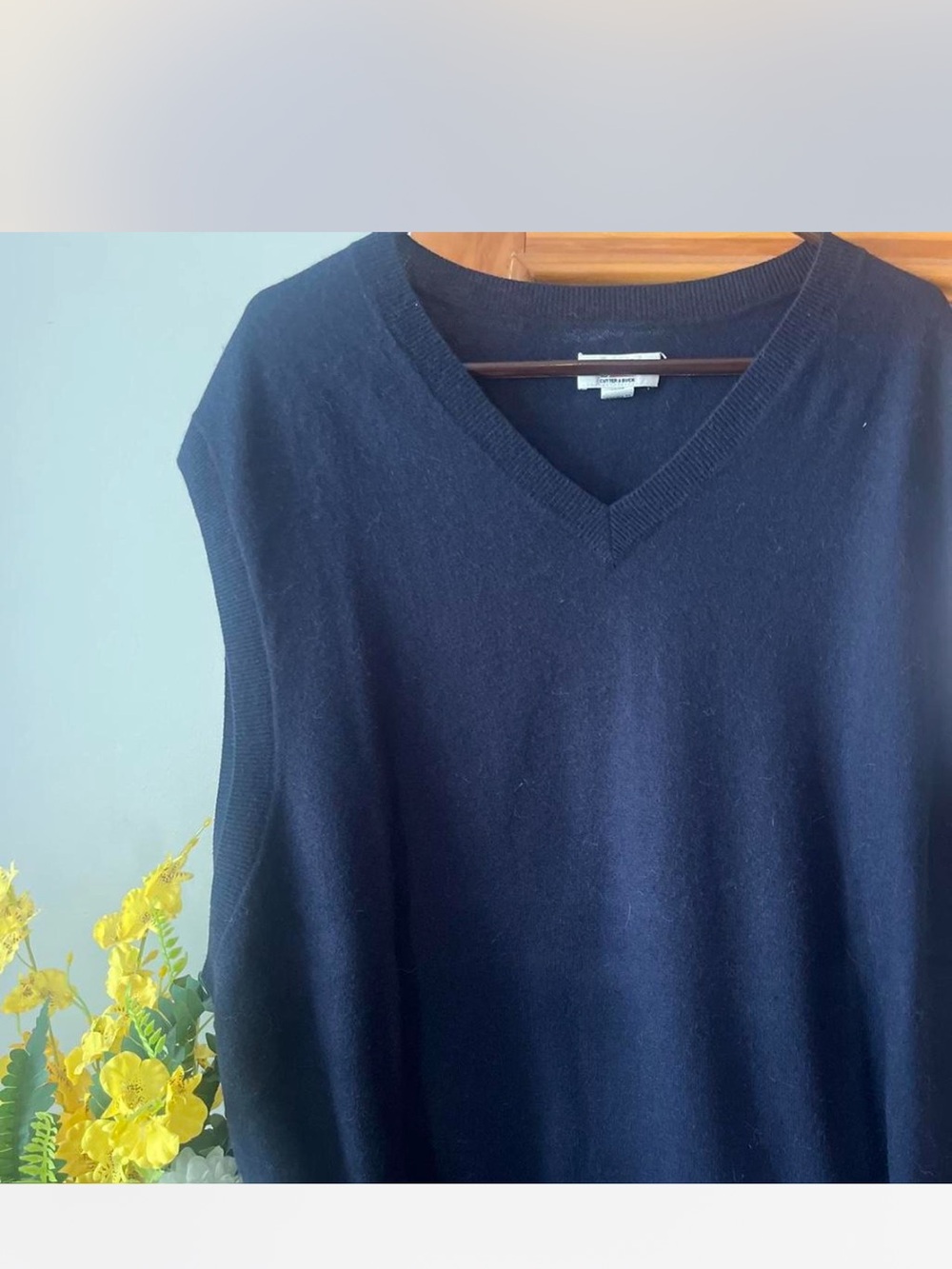Cutter & Buck Men's Navy V-Neck Sweater Vest, 3XL